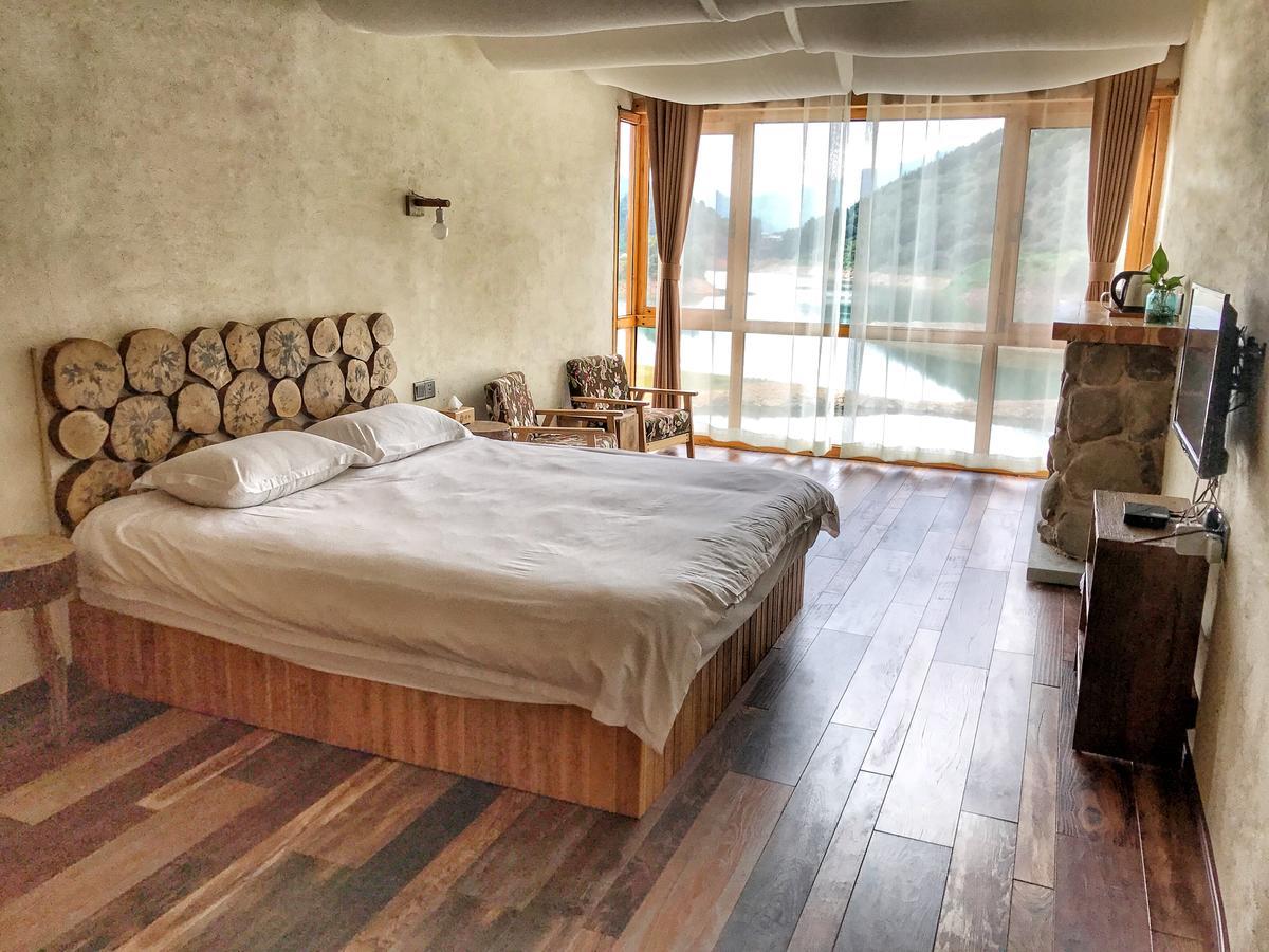 The Lake View Deyishe Resort In Thousand Island Lake Qianwu 외부 사진