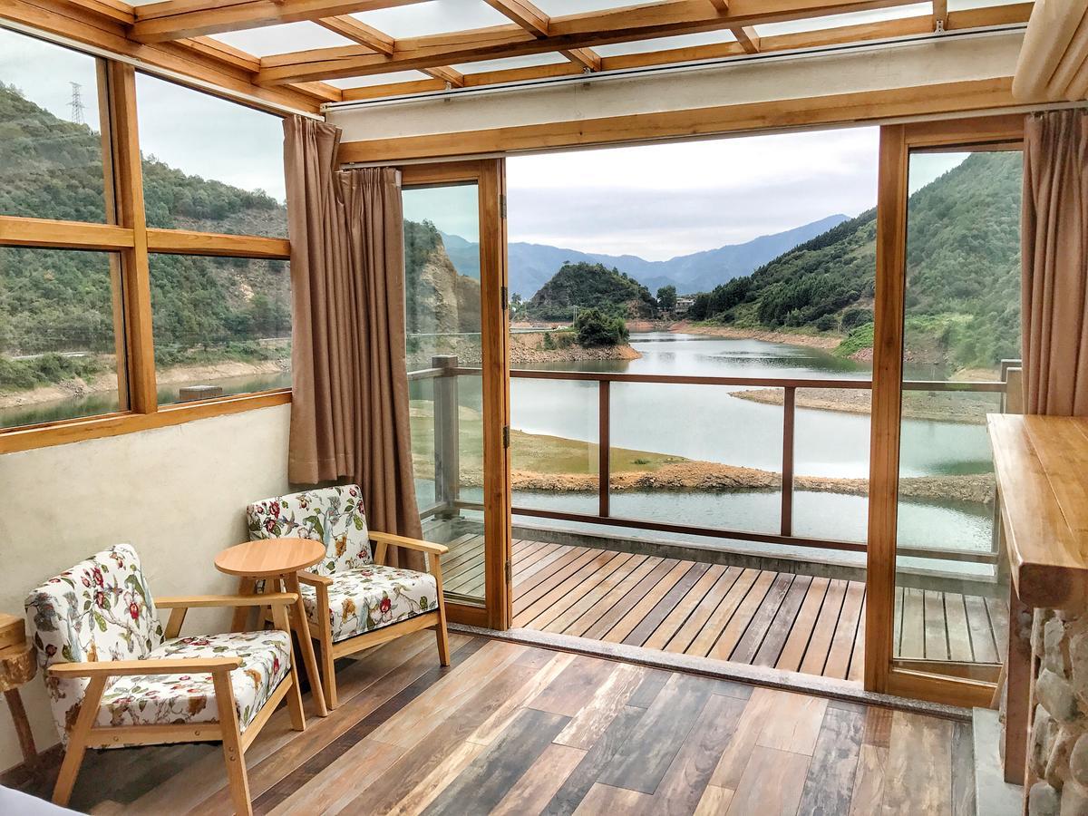 The Lake View Deyishe Resort In Thousand Island Lake Qianwu 외부 사진