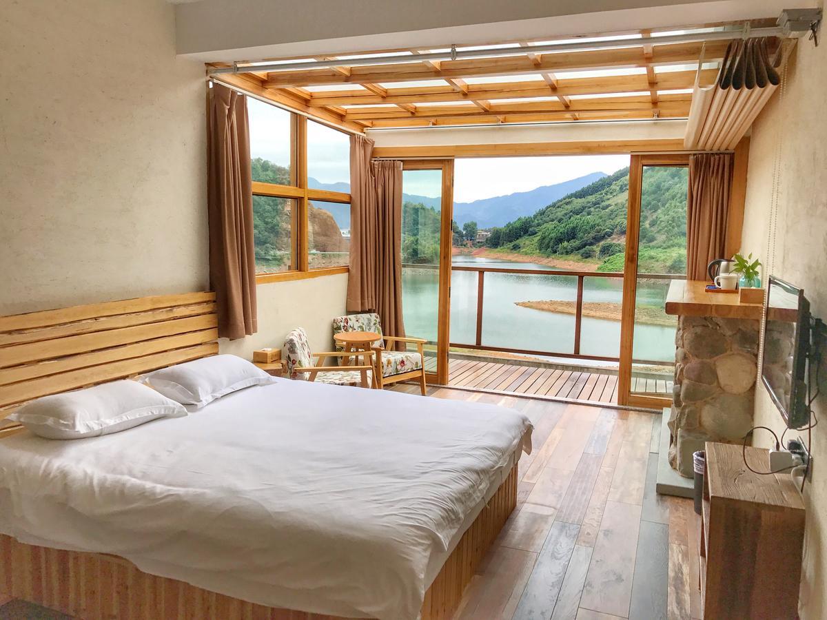 The Lake View Deyishe Resort In Thousand Island Lake Qianwu 외부 사진