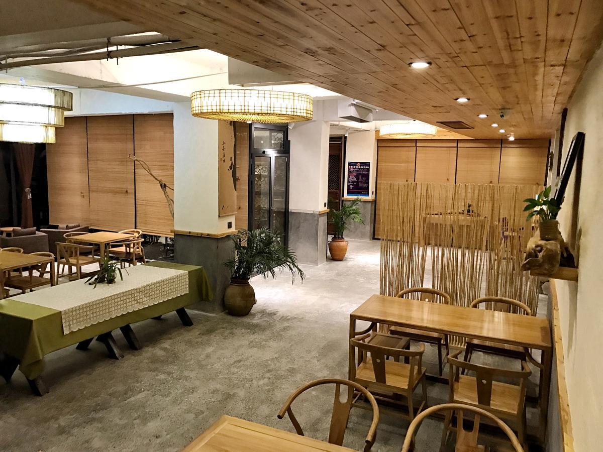 The Lake View Deyishe Resort In Thousand Island Lake Qianwu 외부 사진