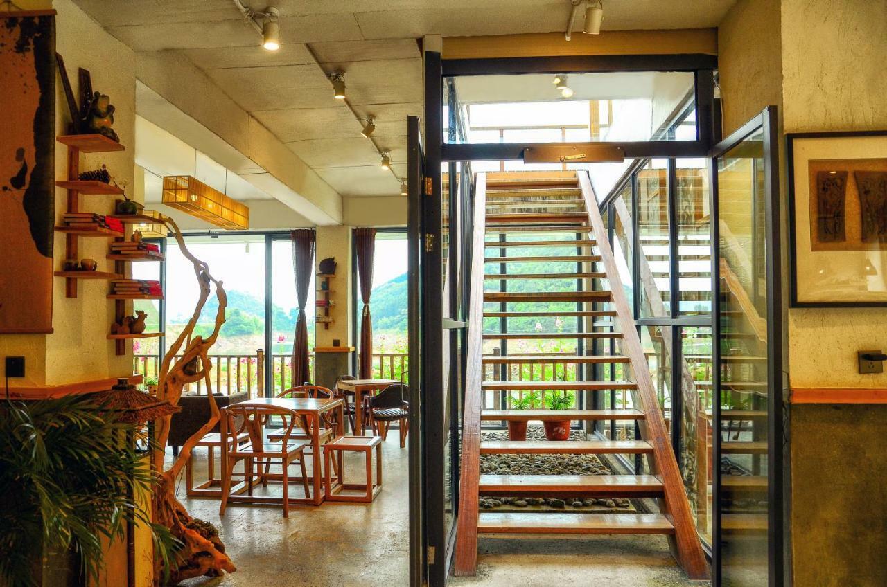 The Lake View Deyishe Resort In Thousand Island Lake Qianwu 외부 사진